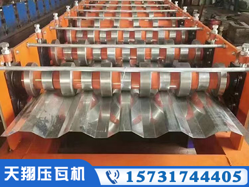 出口車(chē)廂板設備